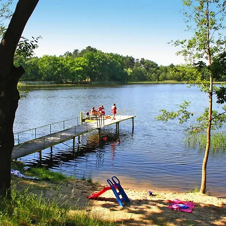 Am Weinberg, * Dobbrikow