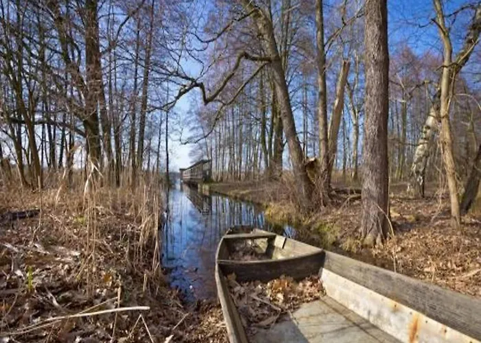 Am Weinberg, * Dobbrikow